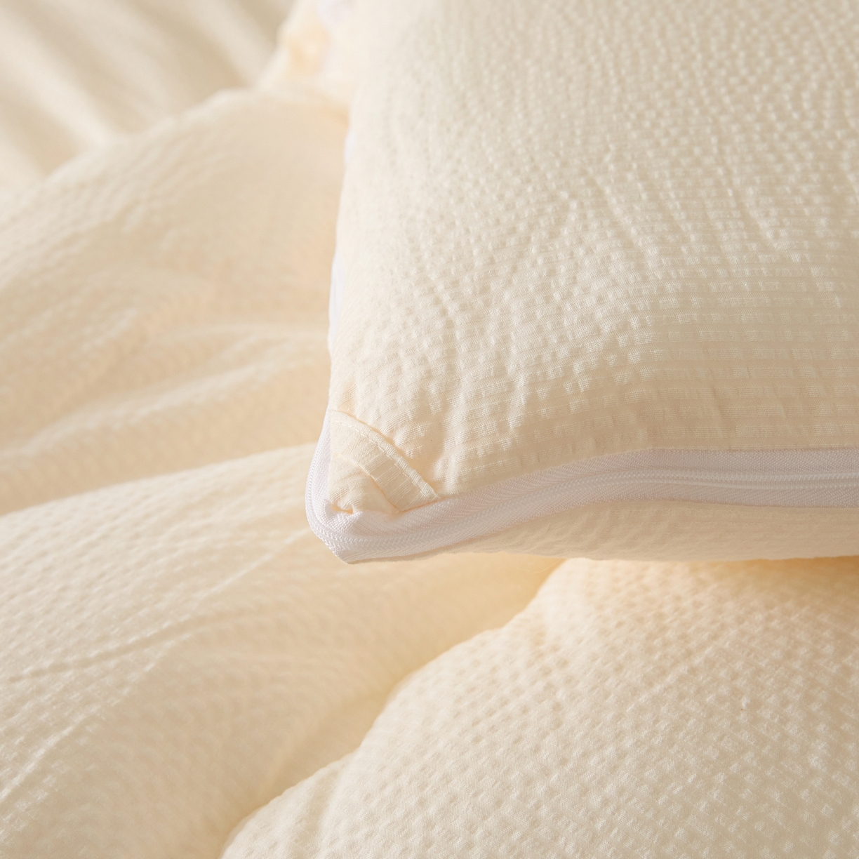 91家纺网 家纺一手货源 找家纺 酱子 2025新款涤纶双层纱大豆子母被 被子被芯 象牙白