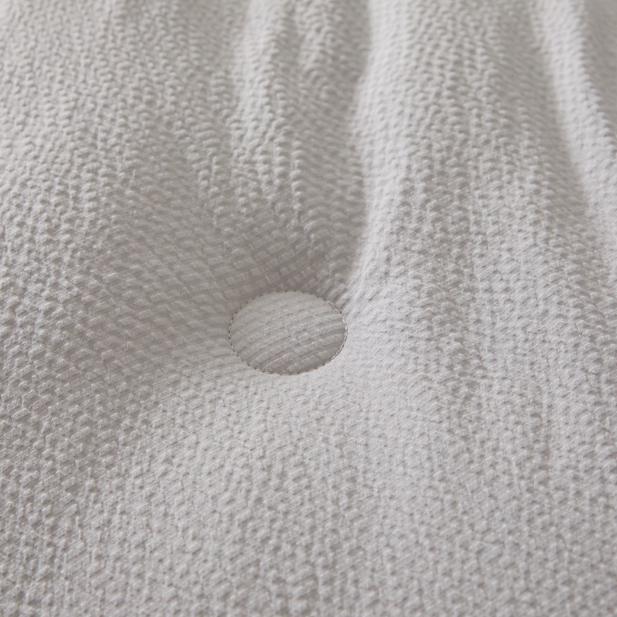 91家纺网 家纺一手货源 找家纺 酱子 2025新款涤纶双层纱大豆子母被 被子被芯 浅银灰