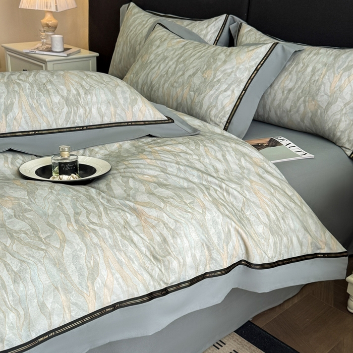 91家纺网 家纺一手货源 找家纺 博纳家纺 2025新款亲肤舒适全棉纯棉磨毛撞色四件套-千山暮雪【控价劵后258（严格按控价来）】 茉莉珊瑚