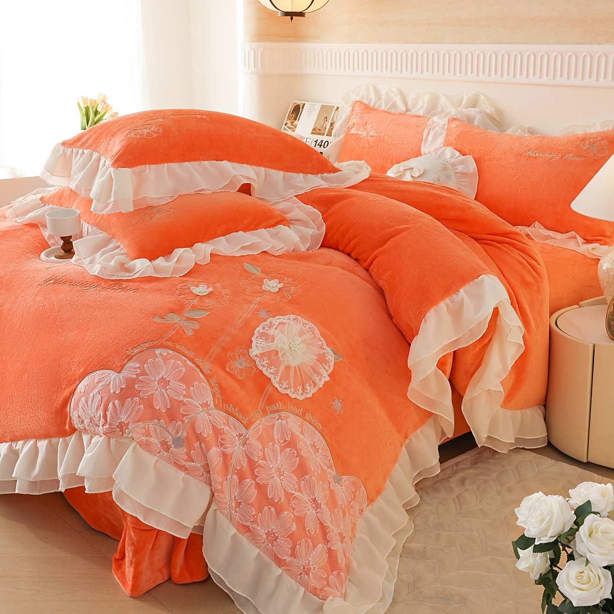 91家纺网 家纺一手货源 找家纺 孟鑫家纺 2025新款230g高克重韩版立体盘花牛奶法式雪纺花边绣花四件套床单床盖款被套-花期如梦系列 花期如梦-橙色