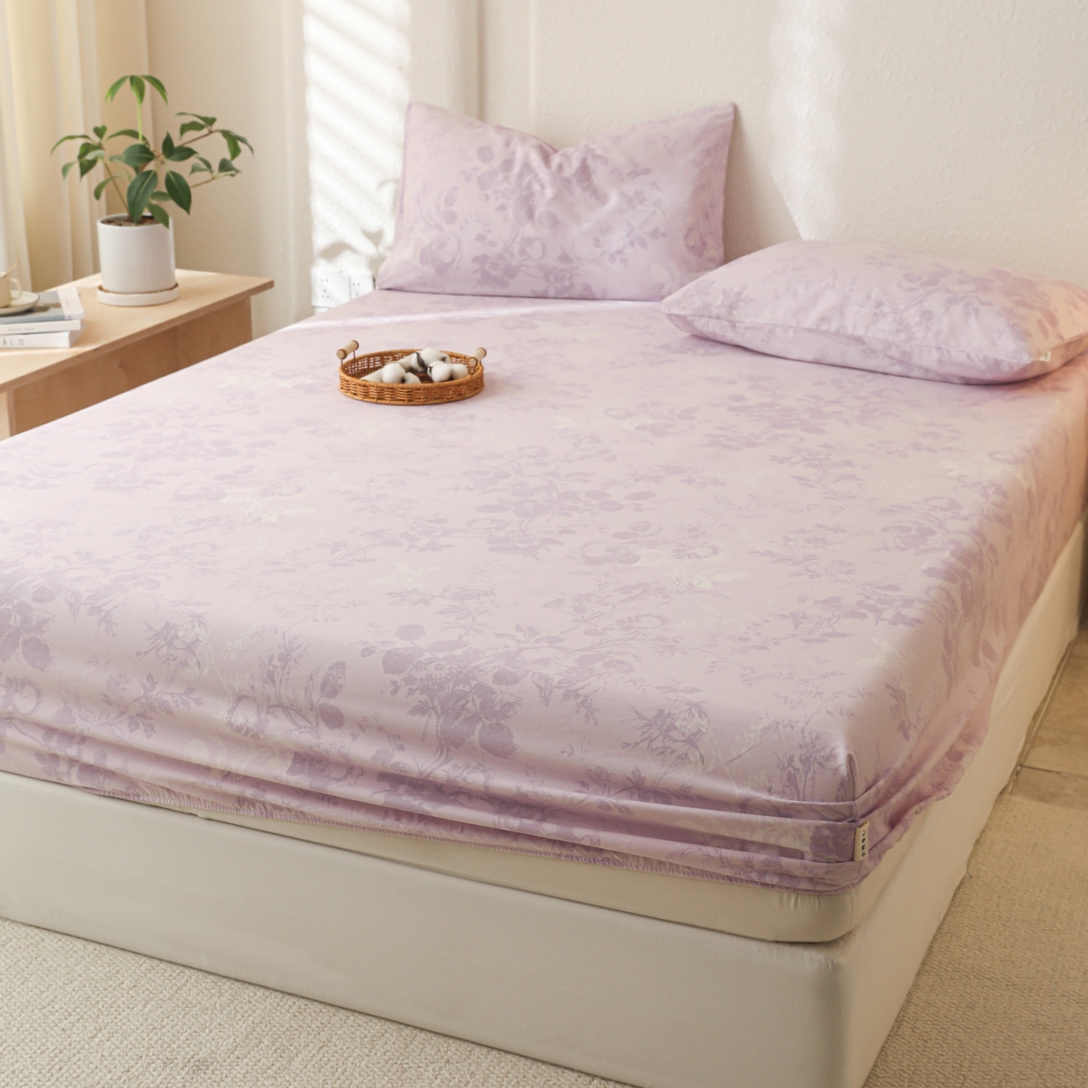 91家纺网 家纺一手货源 找家纺 简宜家居（朝初家纺） 2025新款纯棉全棉磨毛单床笠系列 紫薰花