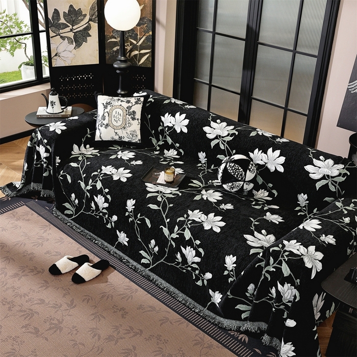 91家纺网 家纺一手货源 找家纺 共鸣沙发垫 2025新款亲肤舒适雪尼尔玉兰黑色沙发巾 玉兰黑色 180x380cm沙发巾