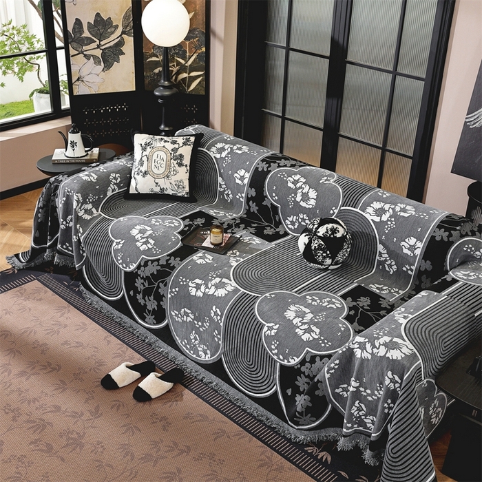 91家纺网 家纺一手货源 找家纺 共鸣沙发垫 2025新款亲肤舒适雪尼尔玉兰黑色沙发巾 秋与黑色 180x420cm沙发巾