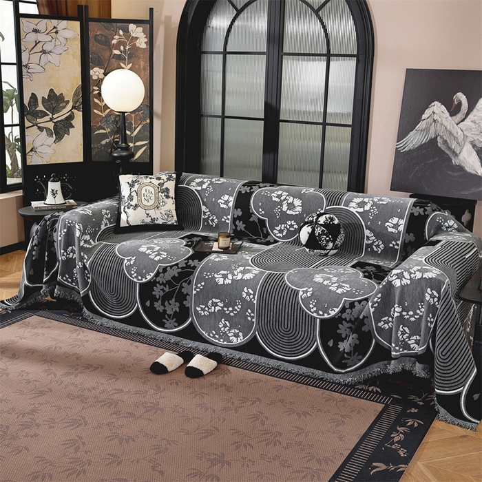 91家纺网 家纺一手货源 找家纺 共鸣沙发垫 2025新款亲肤舒适雪尼尔玉兰黑色沙发巾 秋与黑色 180x480cm沙发巾