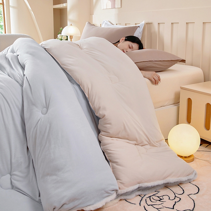 91家纺网 家纺一手货源 找家纺 亿莱鑫 2025新款A类超柔火山绒春秋被被子被芯冬被 优雅灰