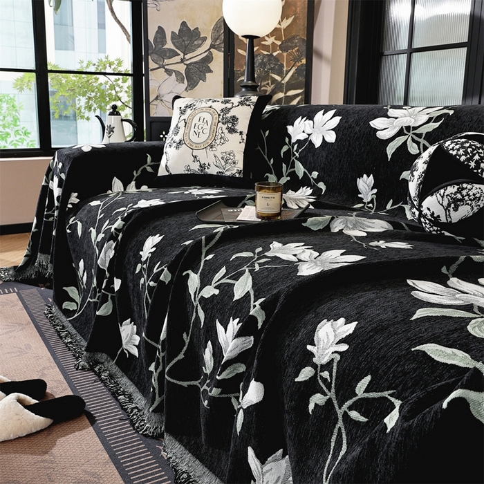 91家纺网 家纺一手货源 找家纺 共鸣沙发垫 2025新款亲肤舒适雪尼尔玉兰黑色沙发巾 玉兰黑色 180x480cm沙发巾