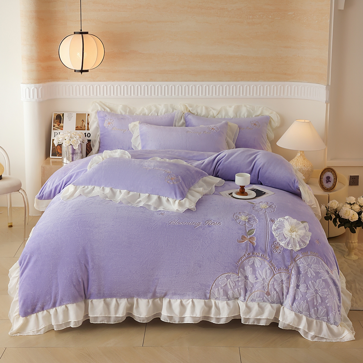 91家纺网 家纺一手货源 找家纺 孟鑫家纺 2025新款230g高克重韩版立体盘花牛奶法式雪纺花边绣花四件套床单床盖款被套-花期如梦系列 花期如梦-香芋紫