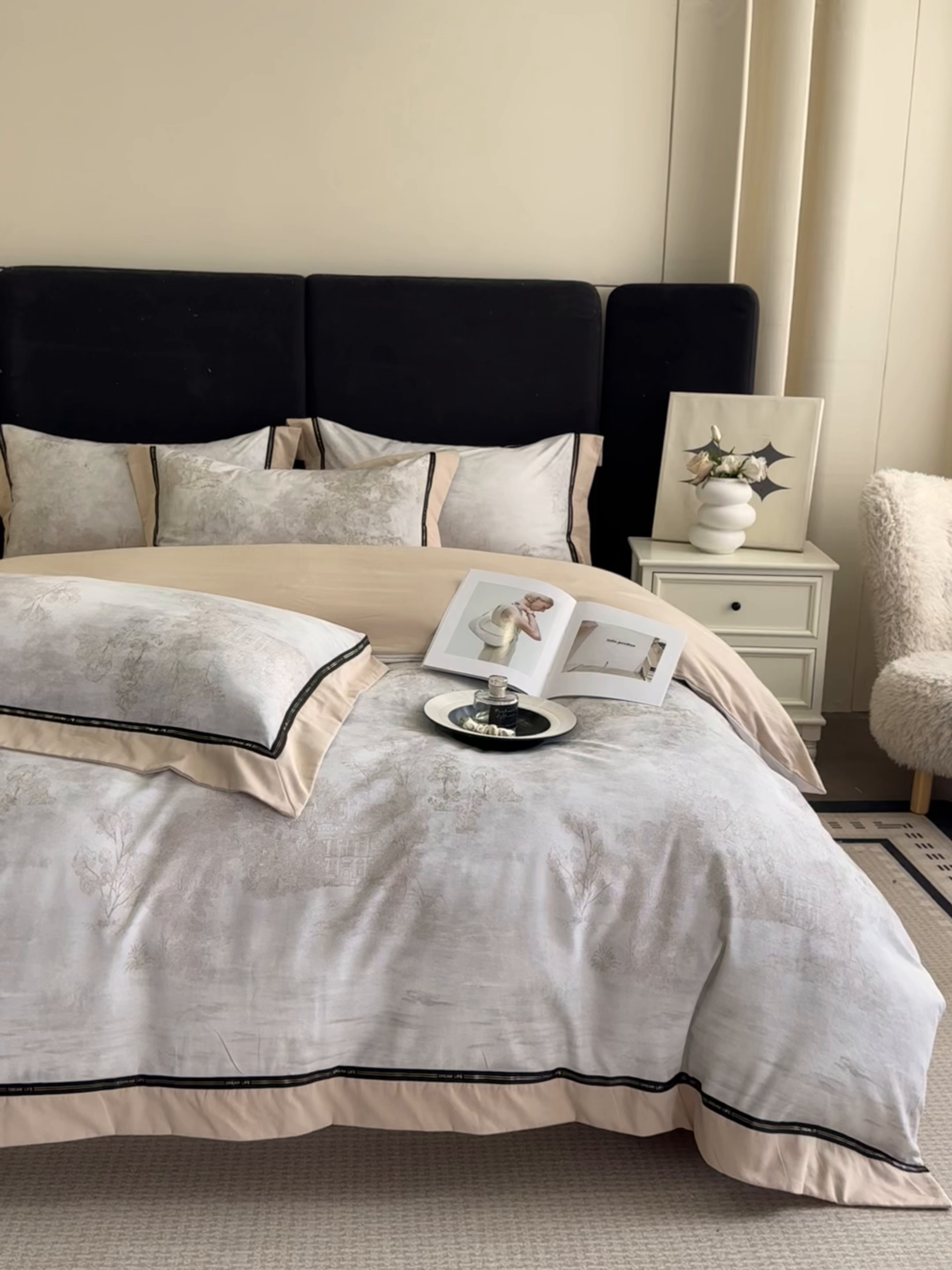 91家纺网 家纺一手货源 找家纺 博纳家纺 2025新款亲肤舒适全棉纯棉磨毛撞色四件套-千山暮雪【控价劵后258（严格按控价来）】 水木明瑟