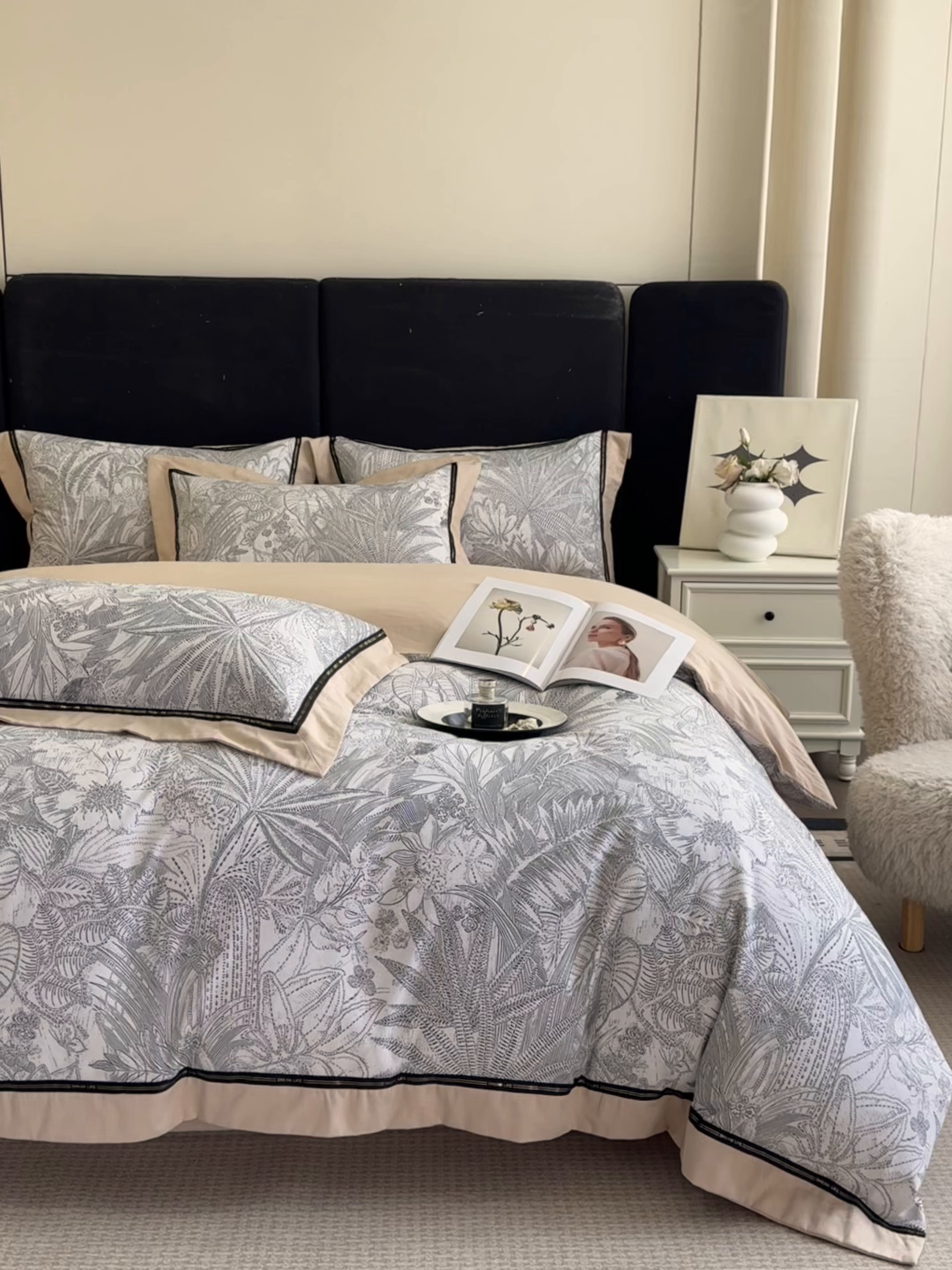 91家纺网 家纺一手货源 找家纺 博纳家纺 2025新款亲肤舒适全棉纯棉磨毛撞色四件套-千山暮雪【控价劵后258（严格按控价来）】 云巅幻境