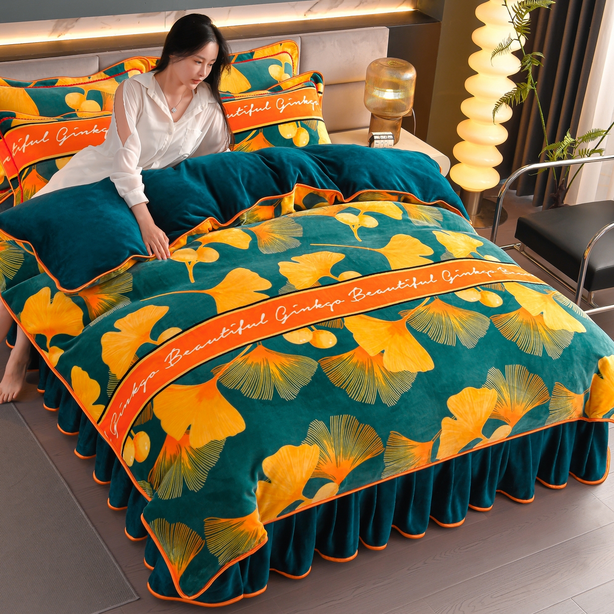 91家纺网 家纺一手货源 找家纺 （总）董成龙家纺 2025新款高克重9-10斤加厚印花超柔牛奶绒爆款法莱绒金貂绒床裙四件套控价