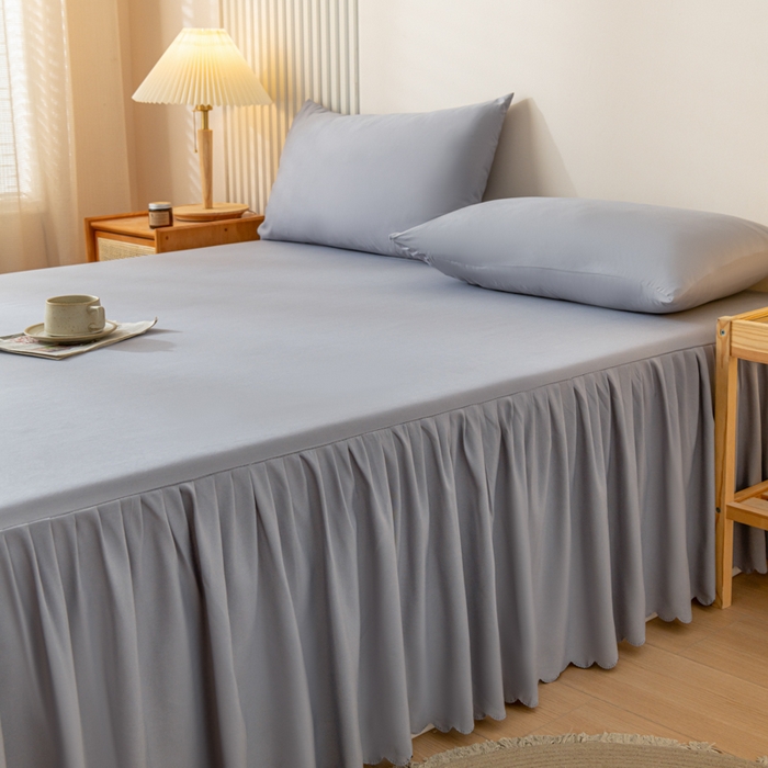 91家纺网 家纺一手货源 找家纺 梵克保罗 2025新款亲肤磨毛舒适柔软纯色Q系列床裙 Q-浅灰