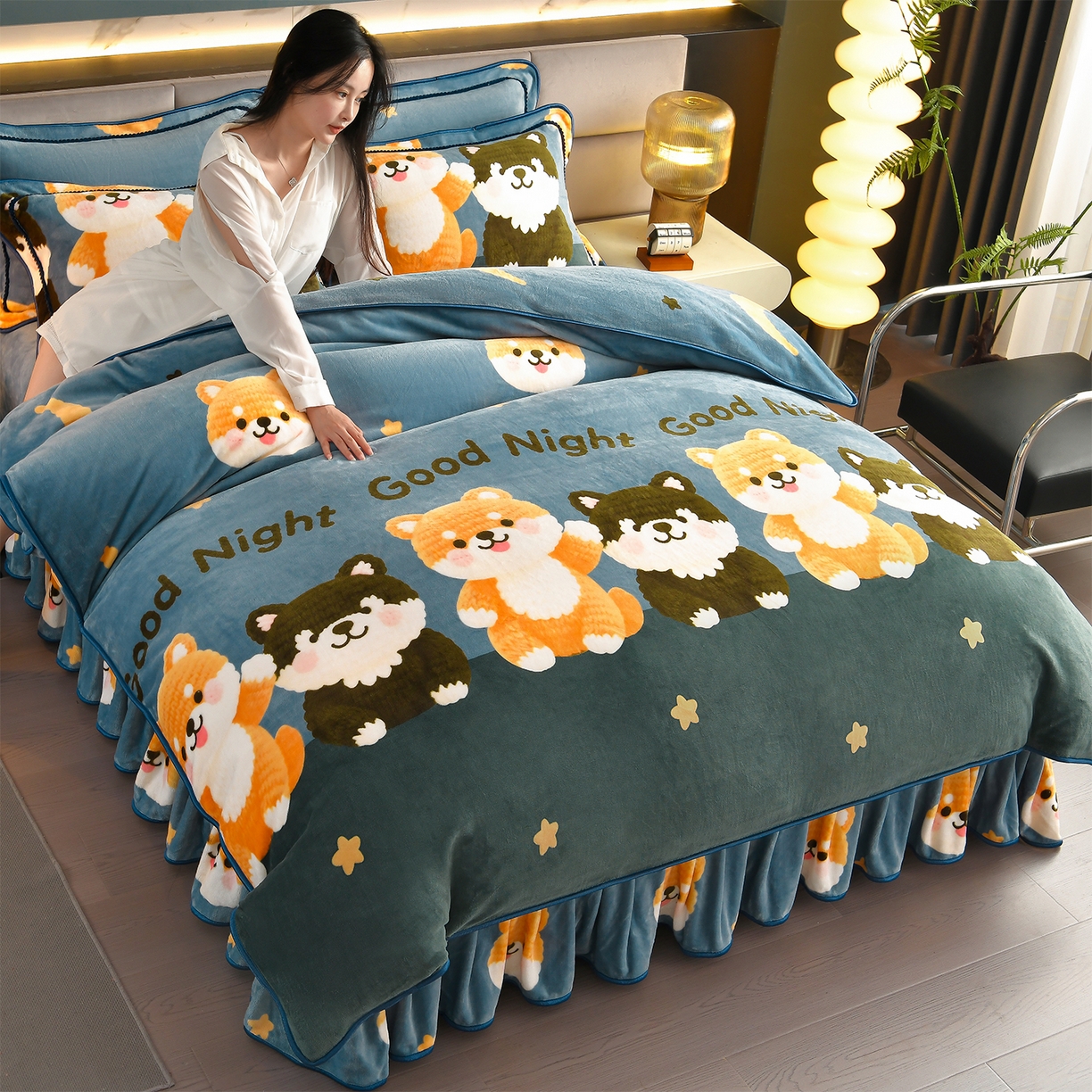 91家纺网 家纺一手货源 找家纺 （总）董成龙家纺 2025新款高克重9-10斤加厚印花超柔牛奶绒爆款法莱绒金貂绒床裙四件套控价