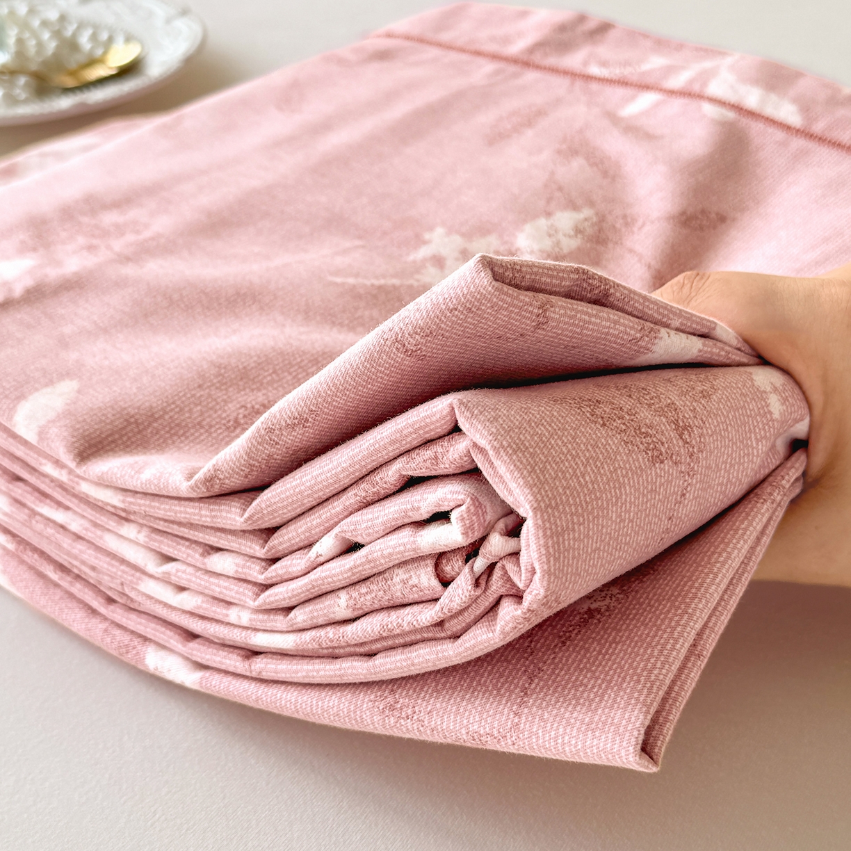 91家纺网 家纺一手货源 找家纺 壹贝家纺 2025新款A类100%全棉纯棉磨毛床单单床单床单单件 春和景明-粉