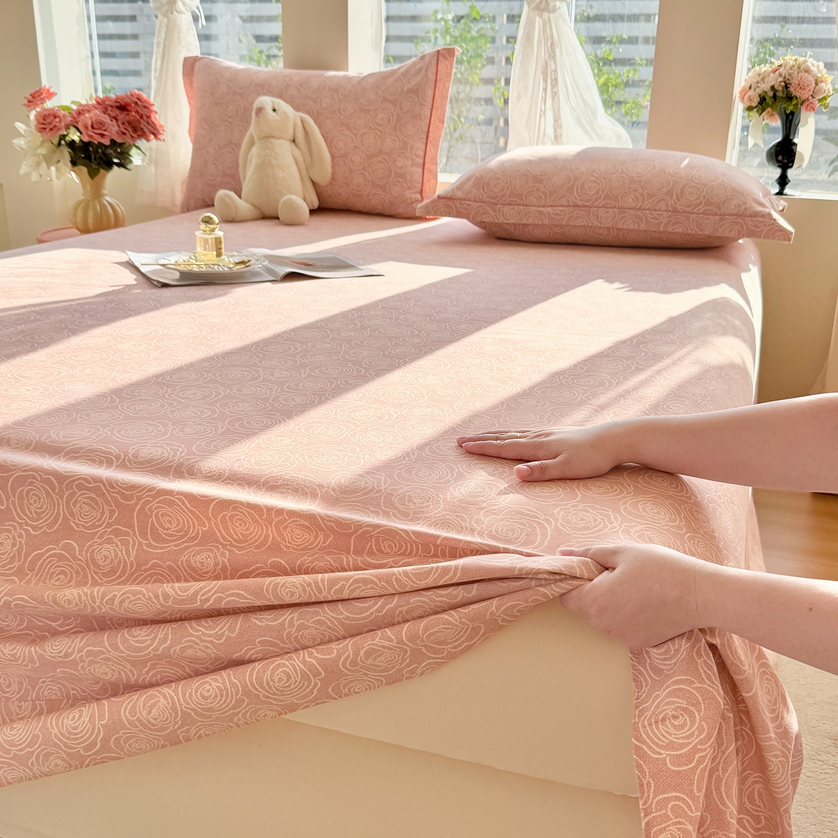 91家纺网 家纺一手货源 找家纺 壹贝家纺 2025新款A类100%全棉纯棉磨毛床单单床单床单单件 玫瑰情缘-粉