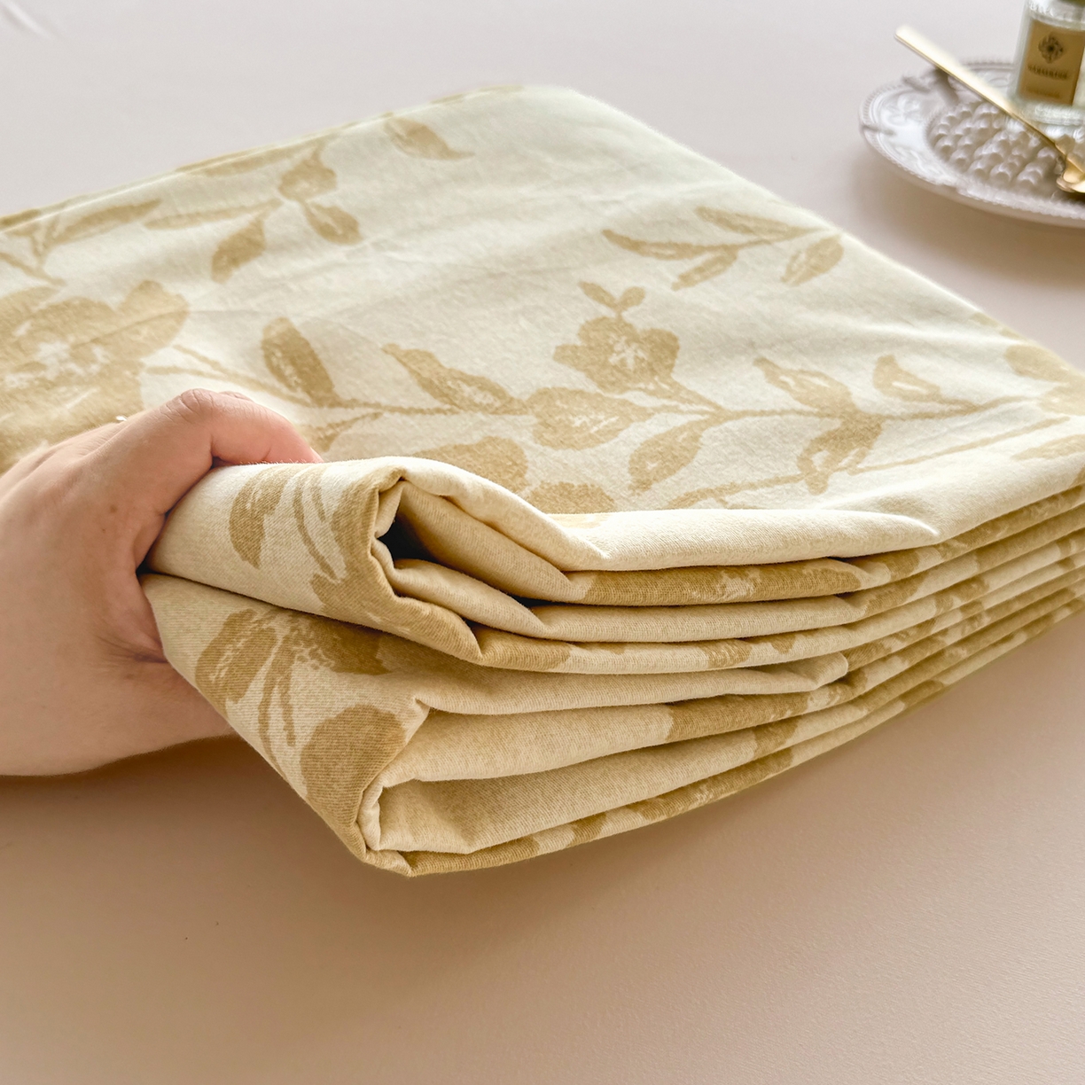 91家纺网 家纺一手货源 找家纺 壹贝家纺 2025新款A类100%全棉纯棉磨毛床单单床单床单单件 梅花印-黄