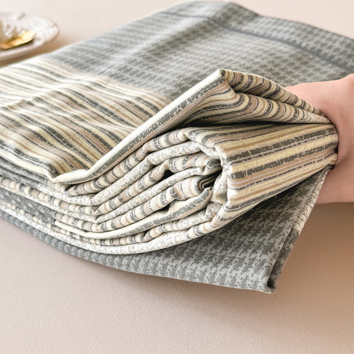 91家纺网 家纺一手货源 找家纺 壹贝家纺 2025新款A类100%全棉纯棉磨毛床单单床单床单单件 亚马-灰