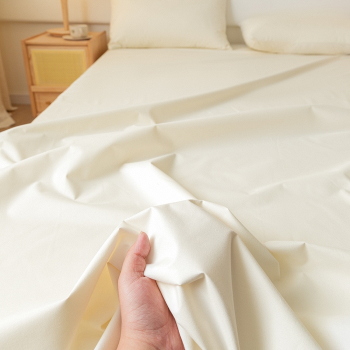 91家纺网 家纺一手货源 找家纺 梵克保罗 2025新款亲肤舒适防水纯色床单 C-奶油白