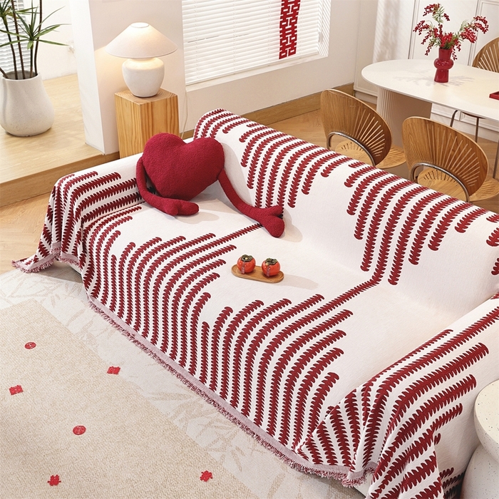 91家纺网 家纺一手货源 找家纺 （总）共鸣沙发垫 2025新款亲肤舒适雪尼尔玉兰喜庆红色沙发巾