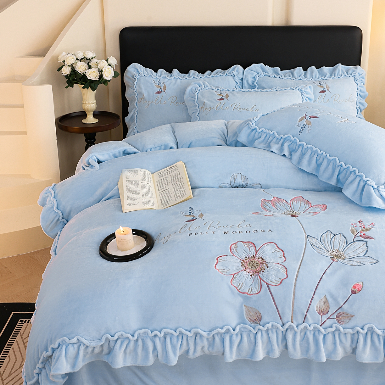 91家纺网 家纺一手货源 找家纺 （总）孟鑫家纺 2025新款220克高克重韩版立体花边牛奶法式绣花四件套床单床盖款被套-浪漫花园系列