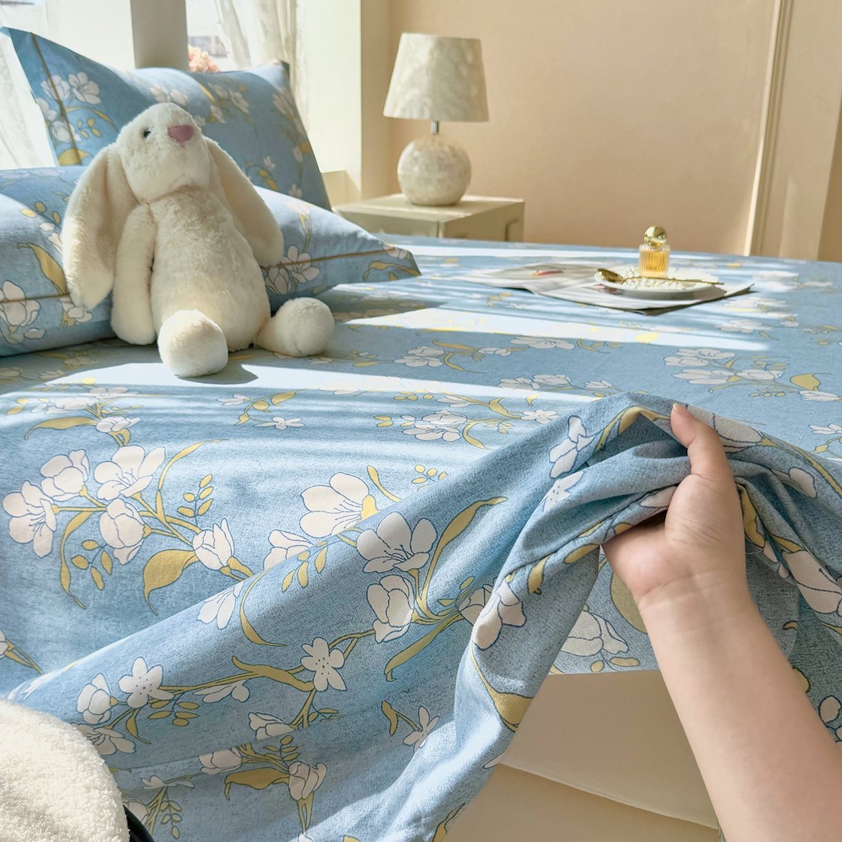 91家纺网 家纺一手货源 找家纺 壹贝家纺 2025新款A类100%全棉纯棉磨毛床单单床单床单单件 蓝莲花