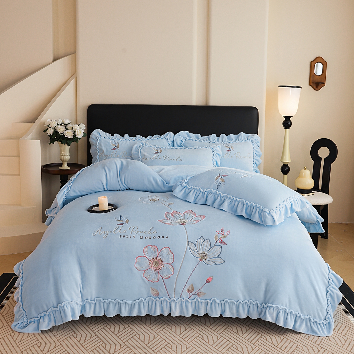 91家纺网 家纺一手货源 找家纺 （总）孟鑫家纺 2025新款220克高克重韩版立体花边牛奶法式绣花四件套床单床盖款被套-浪漫花园系列