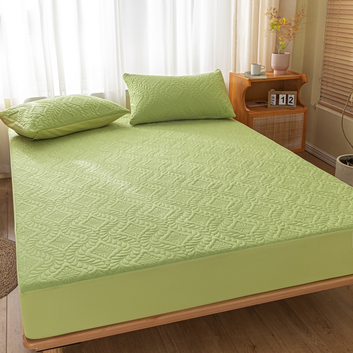 91家纺网 家纺一手货源 找家纺 梵克保罗 2025新款简约纯色水洗棉防水夹棉床笠 小草绿