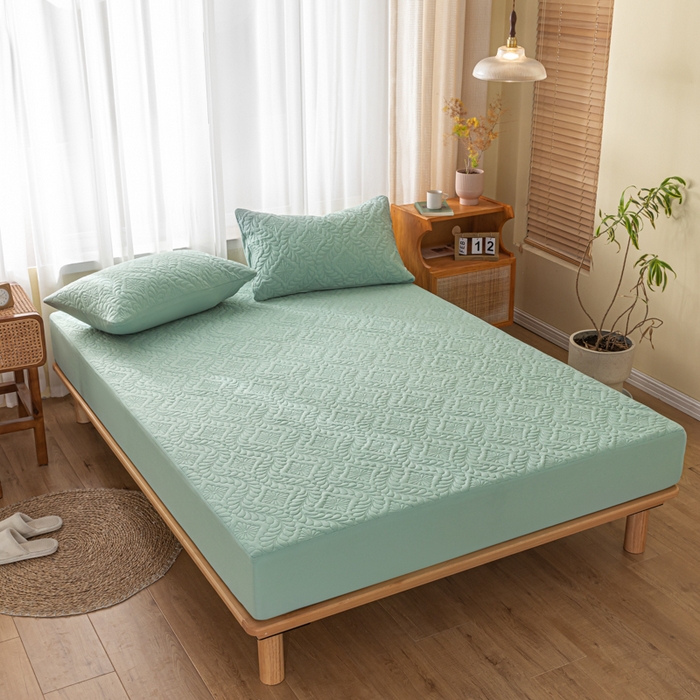 91家纺网 家纺一手货源 找家纺 梵克保罗 2025新款简约纯色水洗棉防水夹棉床笠 墨绿