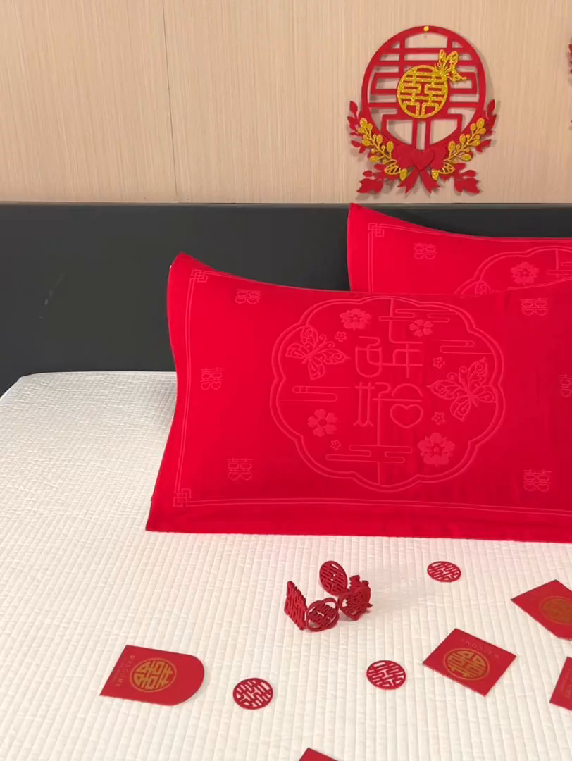 91家纺网 家纺一手货源 找家纺 棠薇家纺 2025新款全棉大红婚庆枕巾 百年好合