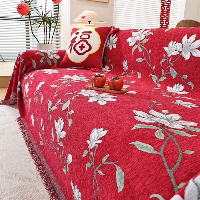 91家纺网 家纺一手货源 找家纺 共鸣沙发垫 2025新款亲肤舒适雪尼尔玉兰喜庆红色沙发巾 玉兰红色 180x180cm沙发巾