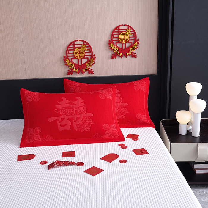 91家纺网 家纺一手货源 找家纺 棠薇家纺 2025新款全棉大红婚庆枕巾 花好月圆