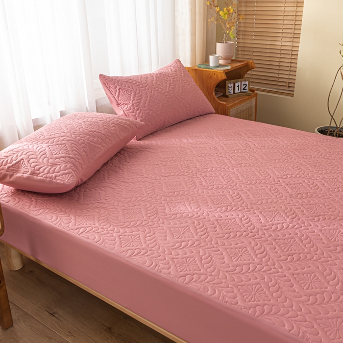 91家纺网 家纺一手货源 找家纺 梵克保罗 2025新款简约纯色水洗棉防水夹棉枕套 公主粉