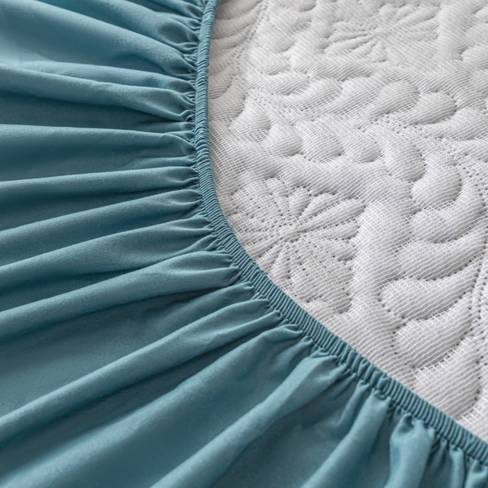 91家纺网 家纺一手货源 找家纺 梵克保罗 2025新款简约纯色水洗棉防水夹棉枕套 宾利蓝