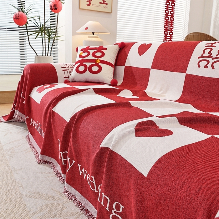 91家纺网 家纺一手货源 找家纺 共鸣沙发垫 2025新款亲肤舒适雪尼尔玉兰喜庆红色沙发巾 喜格红色 180x300cm沙发巾