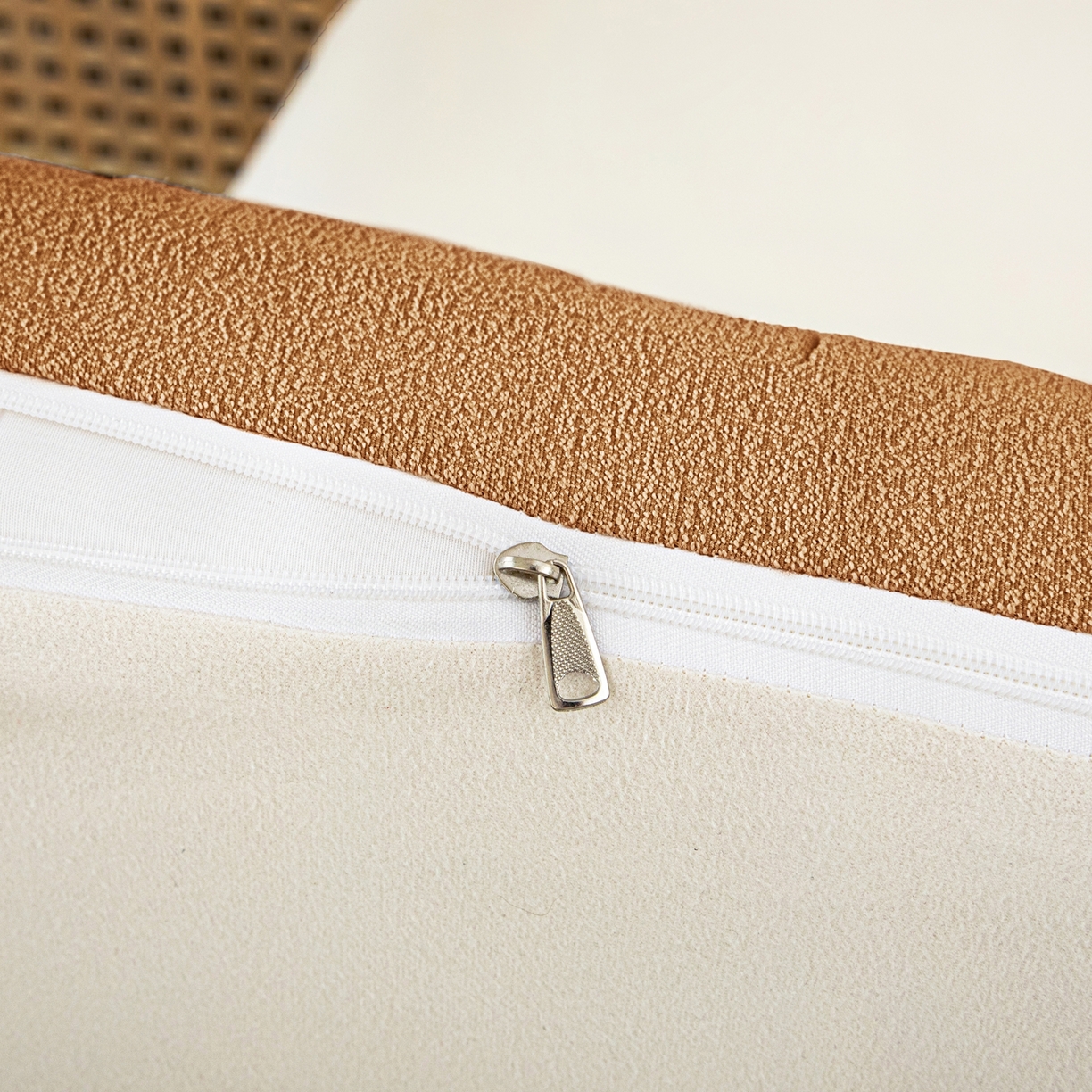 91家纺网 家纺一手货源 找家纺 沐沐家纺 2026新款泰迪绒床头罩靠背 元气橙