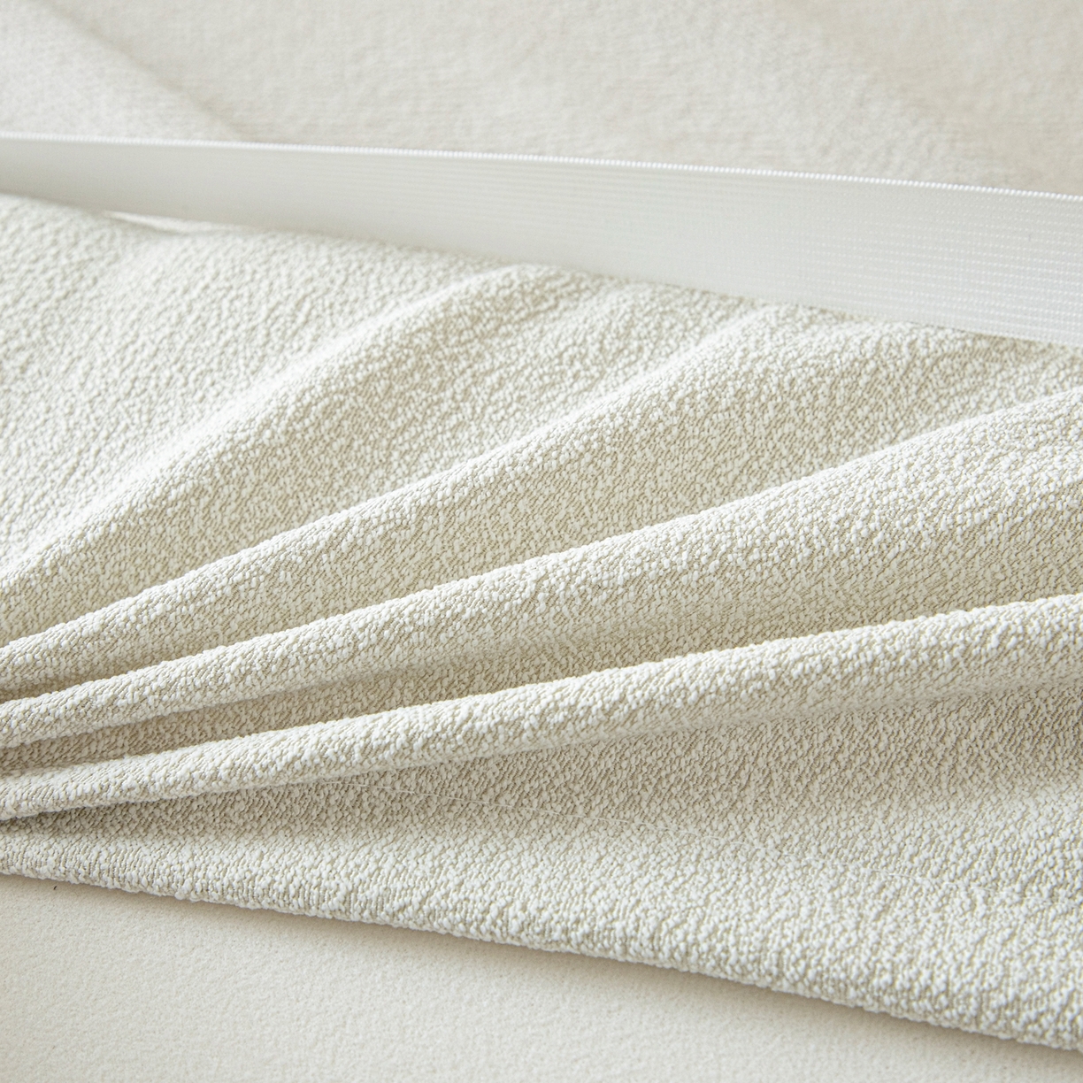 91家纺网 家纺一手货源 找家纺 沐沐家纺 2026新款泰迪绒床头罩靠背 浅中灰