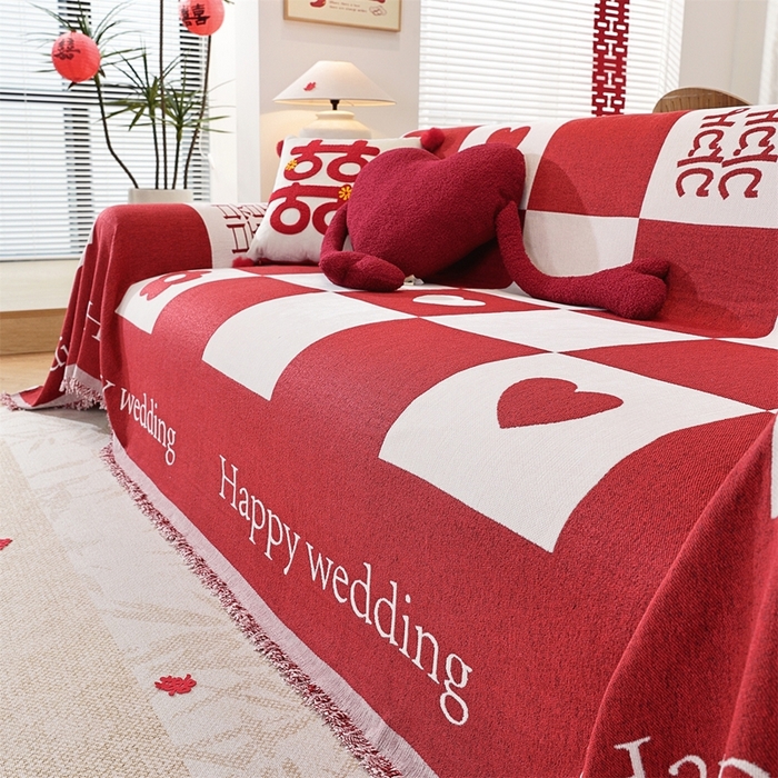 91家纺网 家纺一手货源 找家纺 共鸣沙发垫 2025新款亲肤舒适雪尼尔玉兰喜庆红色沙发巾 喜格红色 180x420cm沙发巾