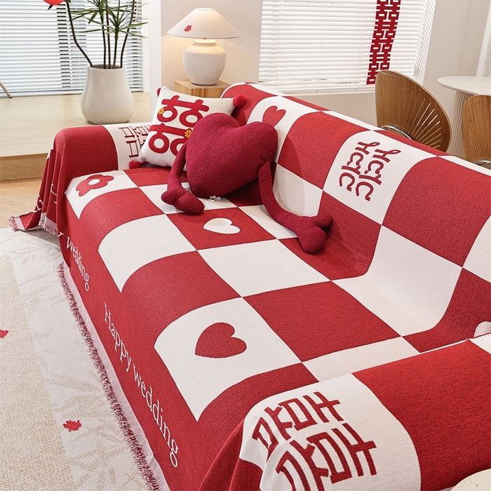 91家纺网 家纺一手货源 找家纺 共鸣沙发垫 2025新款亲肤舒适雪尼尔玉兰喜庆红色沙发巾 喜格红色 180x480cm沙发巾