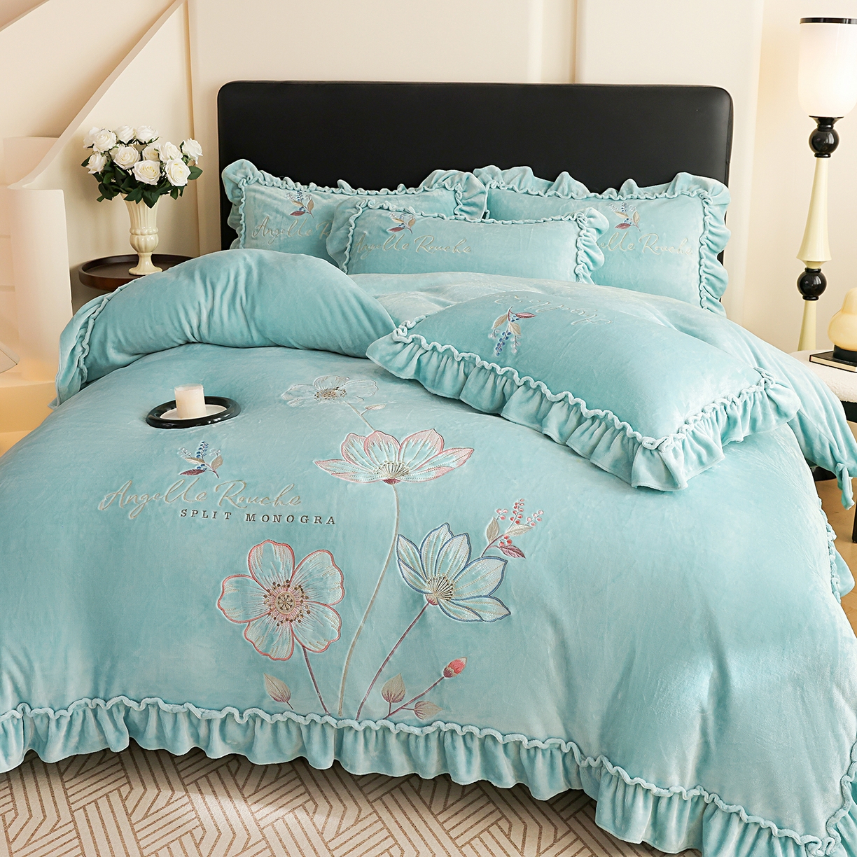 91家纺网 家纺一手货源 找家纺 孟鑫家纺 2025新款220克高克重韩版立体花边牛奶法式绣花四件套床单床盖款被套-浪漫花园系列 浪漫花园-湖绿