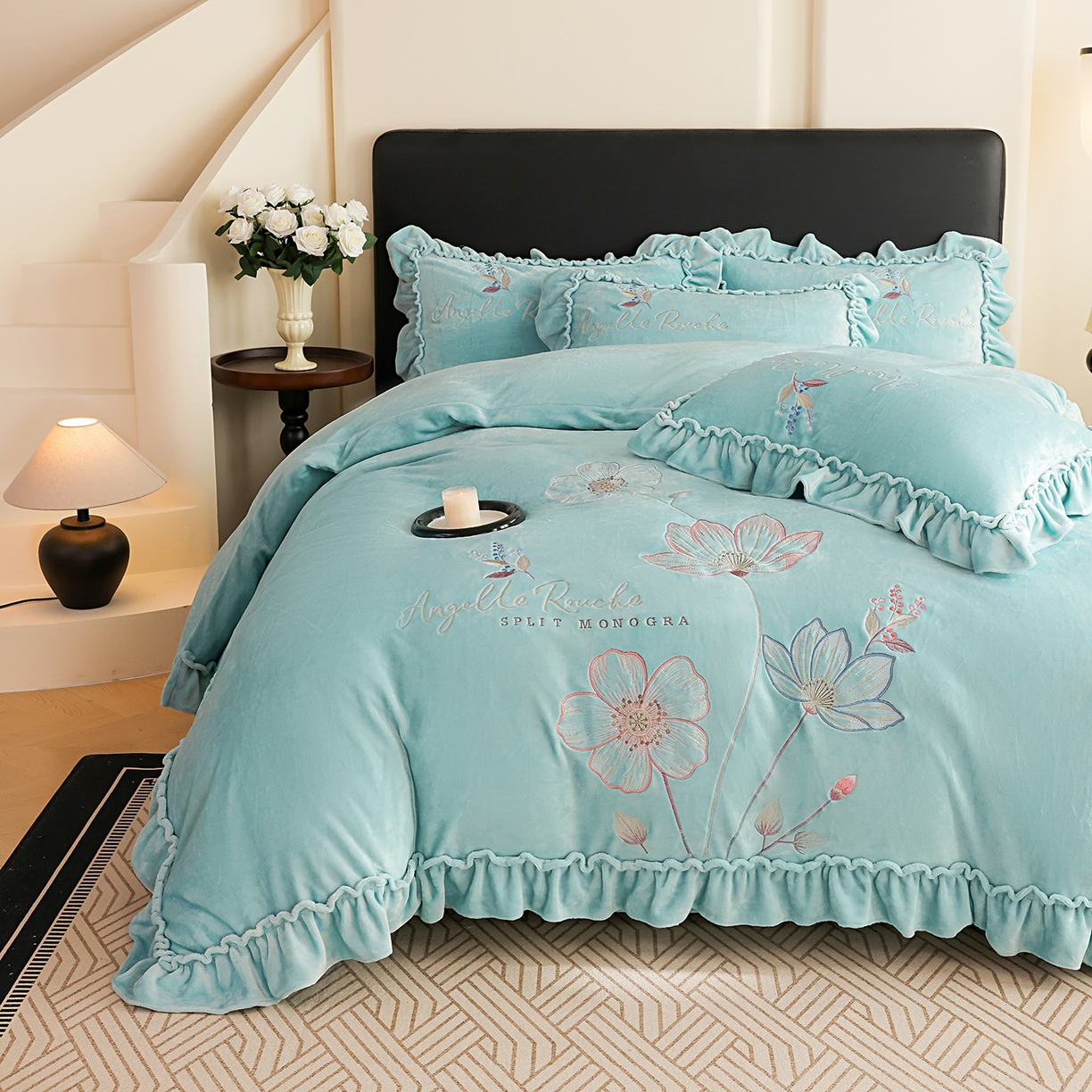 91家纺网 家纺一手货源 找家纺 孟鑫家纺 2025新款220克高克重韩版立体花边牛奶法式绣花四件套床单床盖款被套-浪漫花园系列 浪漫花园-湖绿