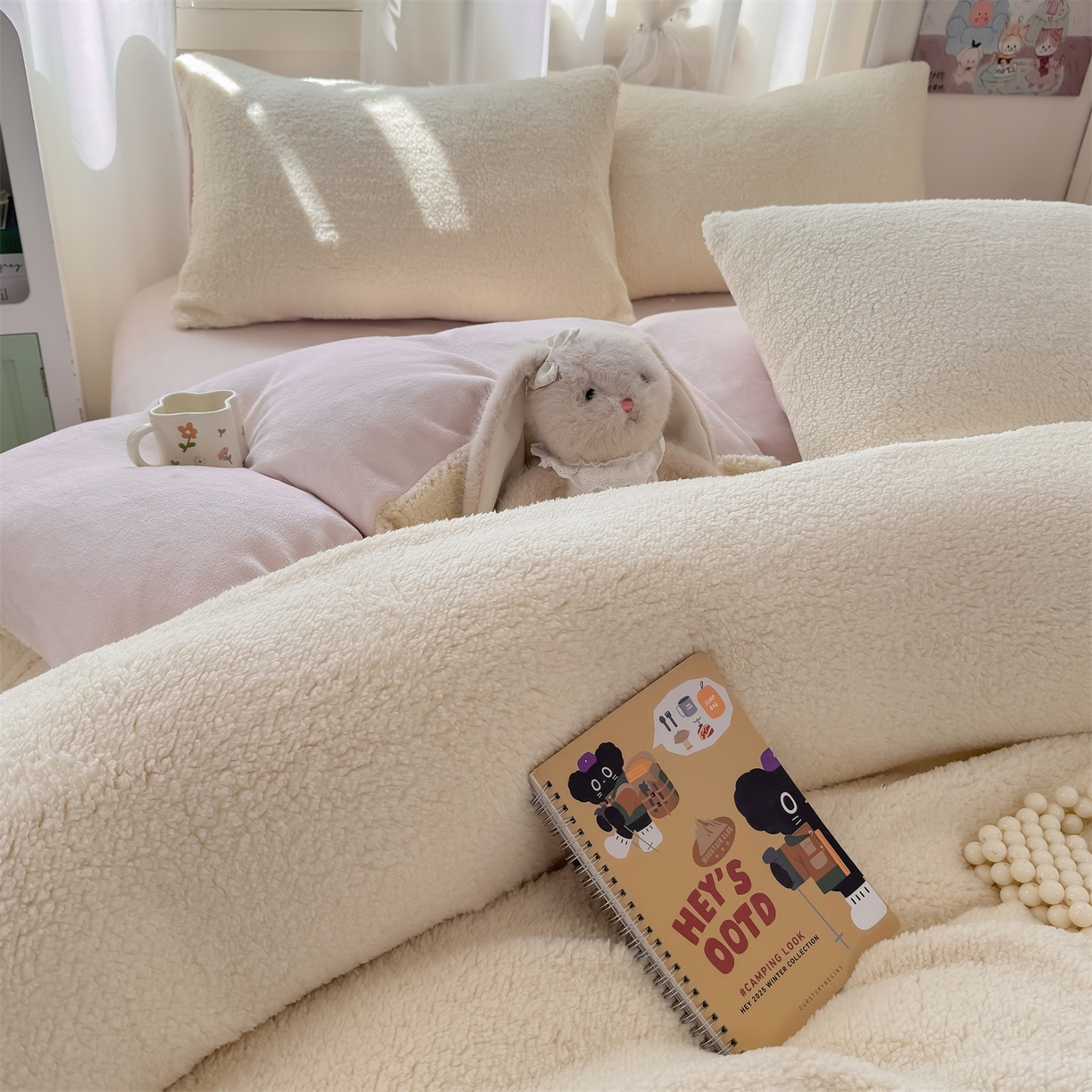 91家纺网 家纺一手货源 找家纺 灰鲸 2025新款秋冬韩系牛奶羊羔绒四件套 羊羔-白紫