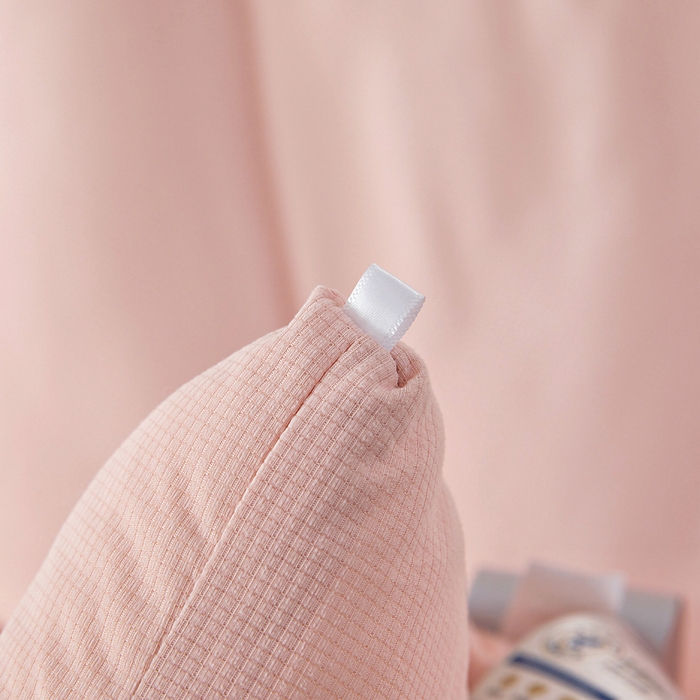 91家纺网 家纺一手货源 找家纺 亿莱鑫 2025新款秋冬A婴儿绒针织棉肌肤被被子被芯冬被 baby熊-粉