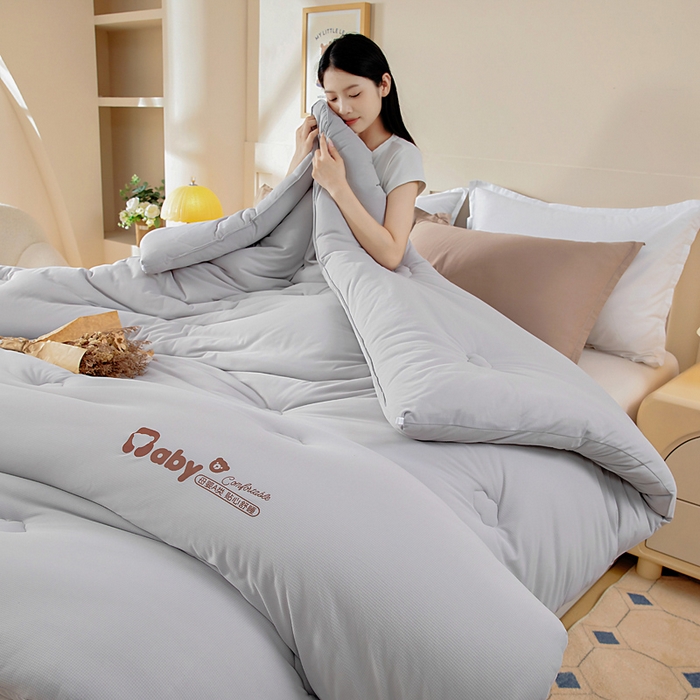 91家纺网 家纺一手货源 找家纺 亿莱鑫 2025新款秋冬A婴儿绒针织棉肌肤被被子被芯冬被 baby熊-灰