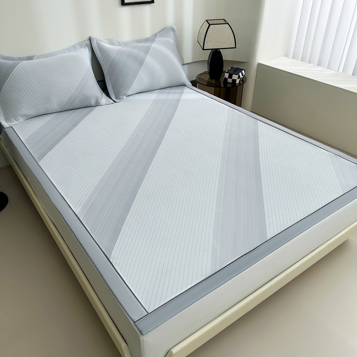 91家纺网 家纺一手货源 找家纺 梵克保罗 2025春夏新款针织凉感丝凉席三件套 雅韵-灰