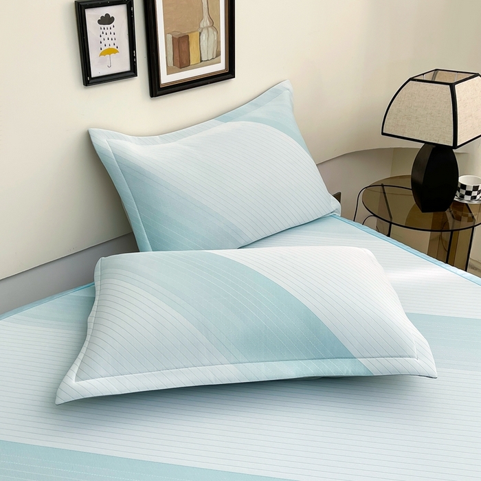 91家纺网 家纺一手货源 找家纺 梵克保罗 2025春夏新款针织凉感丝凉席三件套 雅韵-蓝