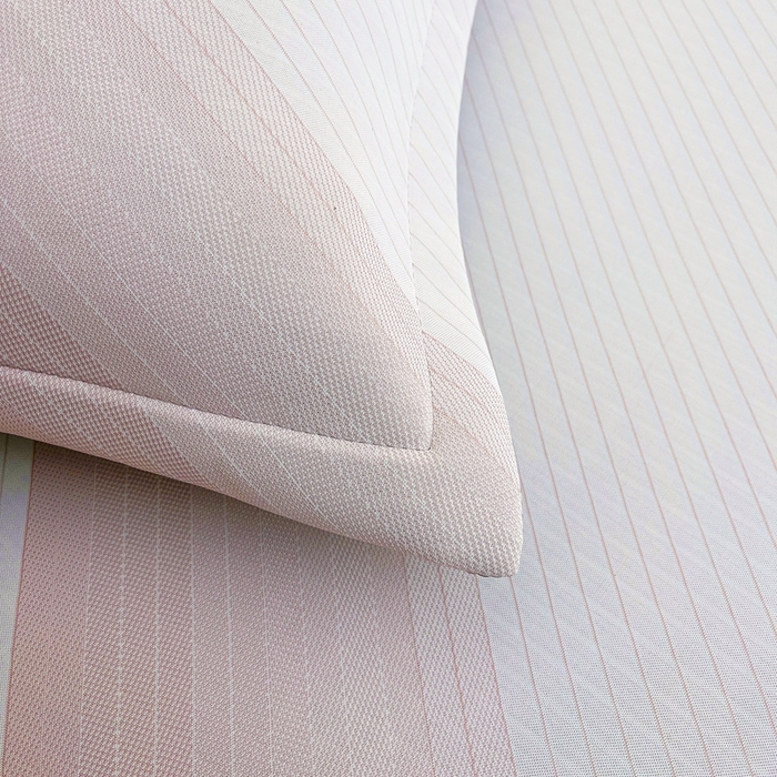 91家纺网 家纺一手货源 找家纺 梵克保罗 2025春夏新款针织凉感丝凉席三件套 雅韵-粉