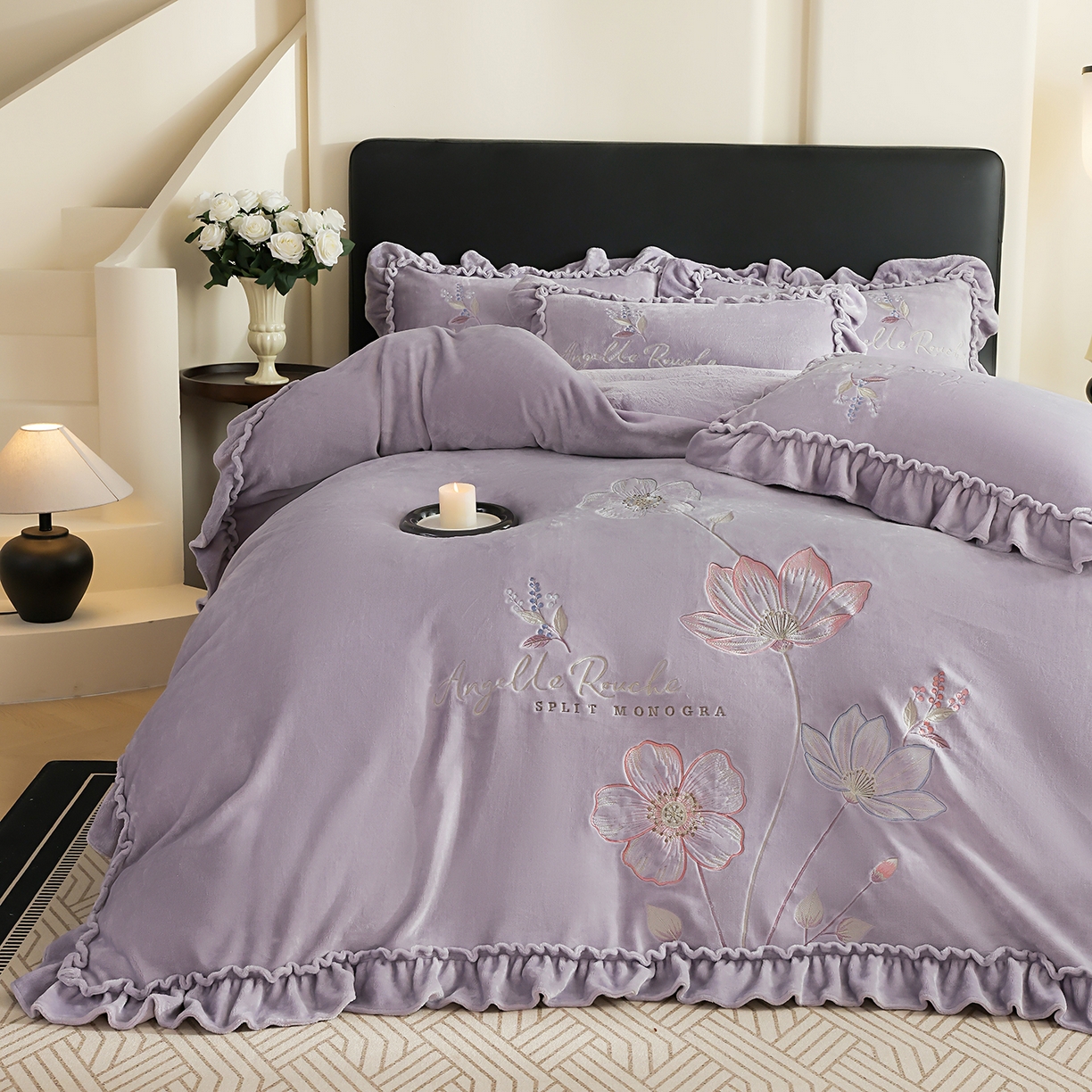 91家纺网 家纺一手货源 找家纺 孟鑫家纺 2025新款220克高克重韩版立体花边牛奶法式绣花四件套床单床盖款被套-浪漫花园系列 浪漫花园-紫灰