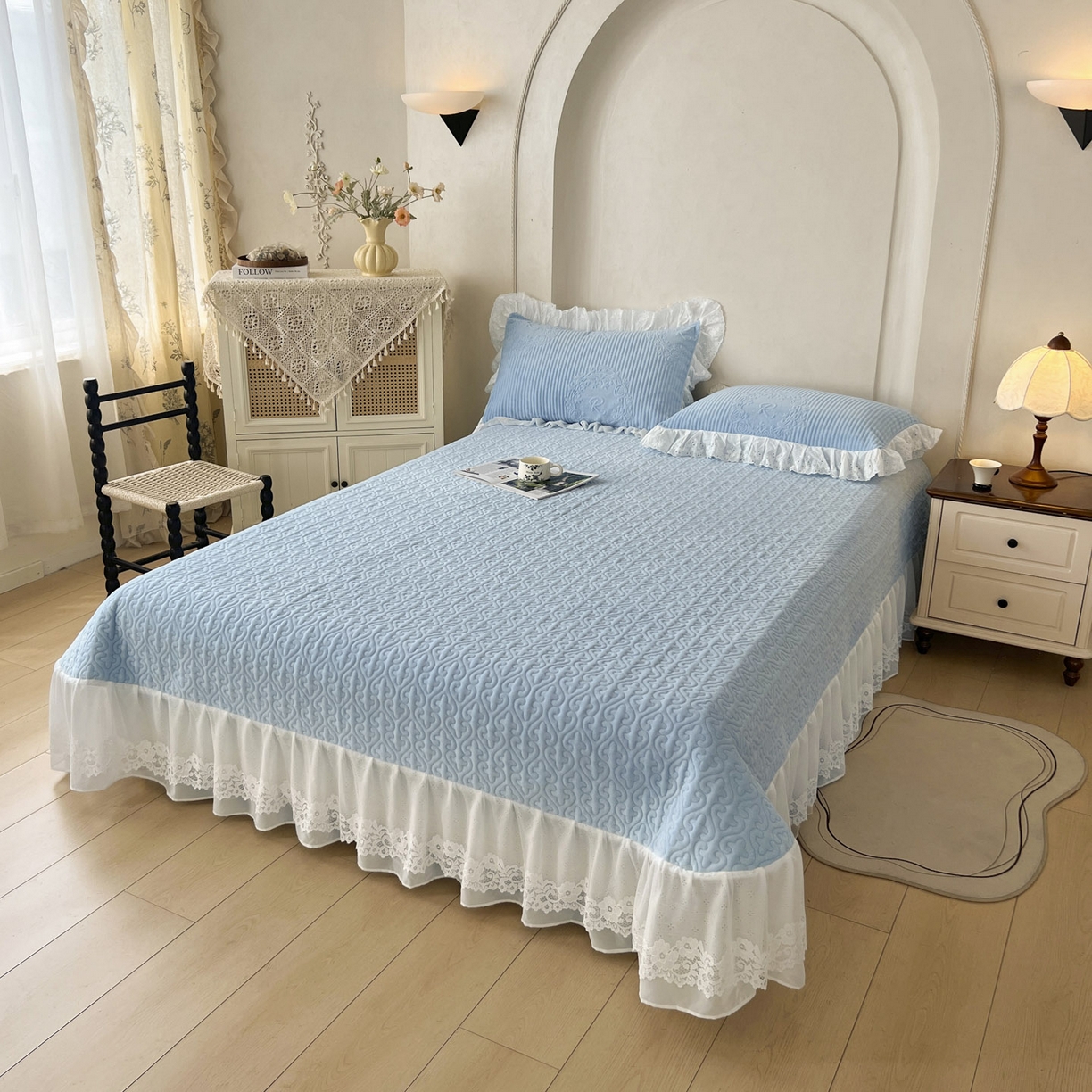 91家纺网 家纺一手货源 找家纺 怡源梦 2025新款雕花牛奶绒床盖四件套-国色芳华系列 国色芳华-天空兰