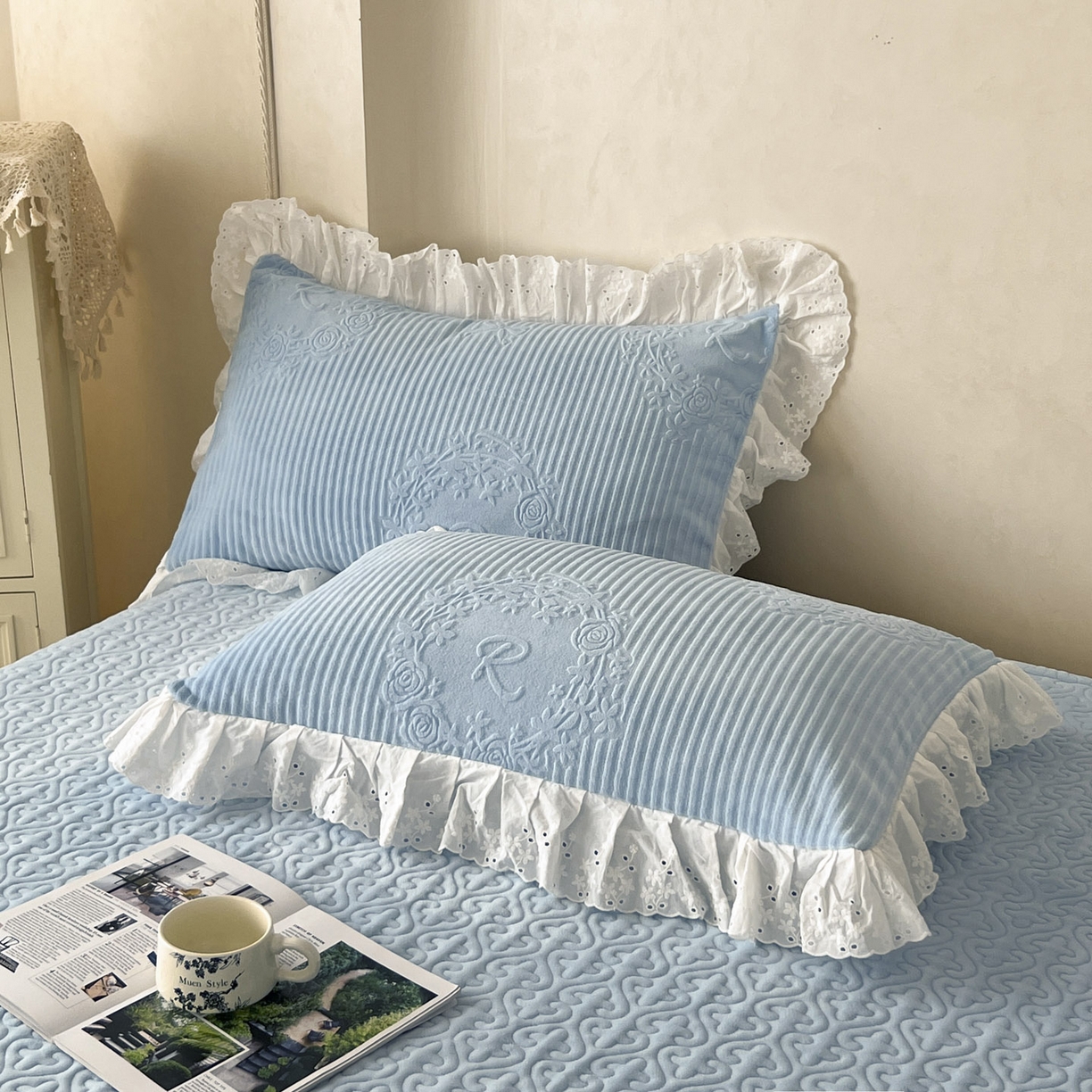 91家纺网 家纺一手货源 找家纺 怡源梦 2025新款雕花牛奶绒床盖四件套-国色芳华系列 国色芳华-天空兰