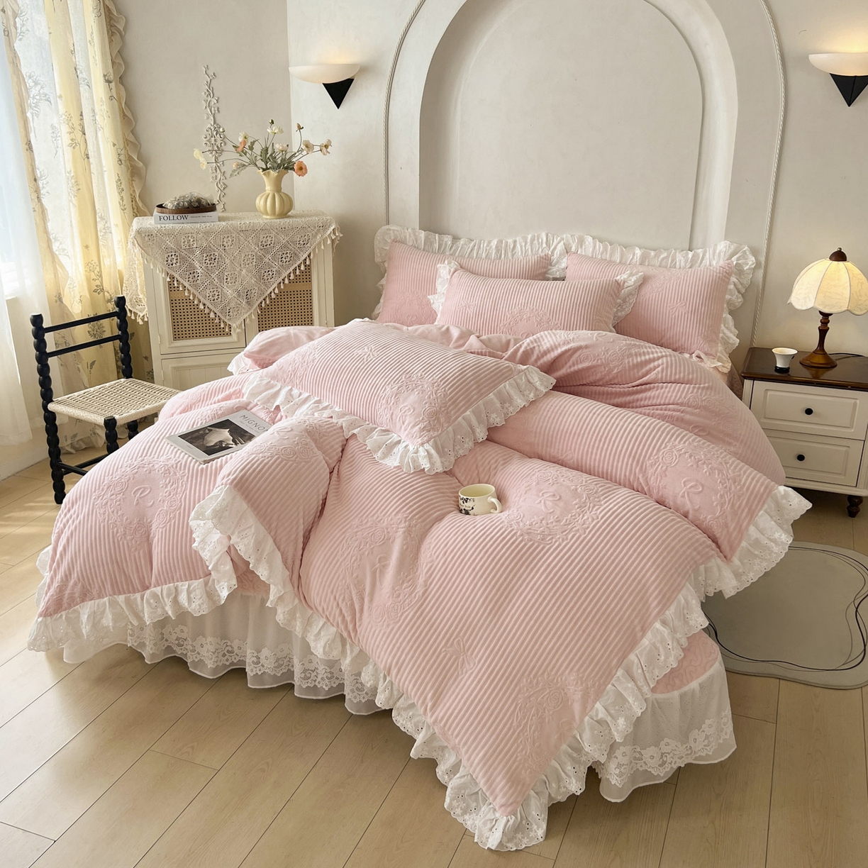 91家纺网 家纺一手货源 找家纺 怡源梦 2025新款雕花牛奶绒床盖四件套-国色芳华系列 国色芳华-樱花粉