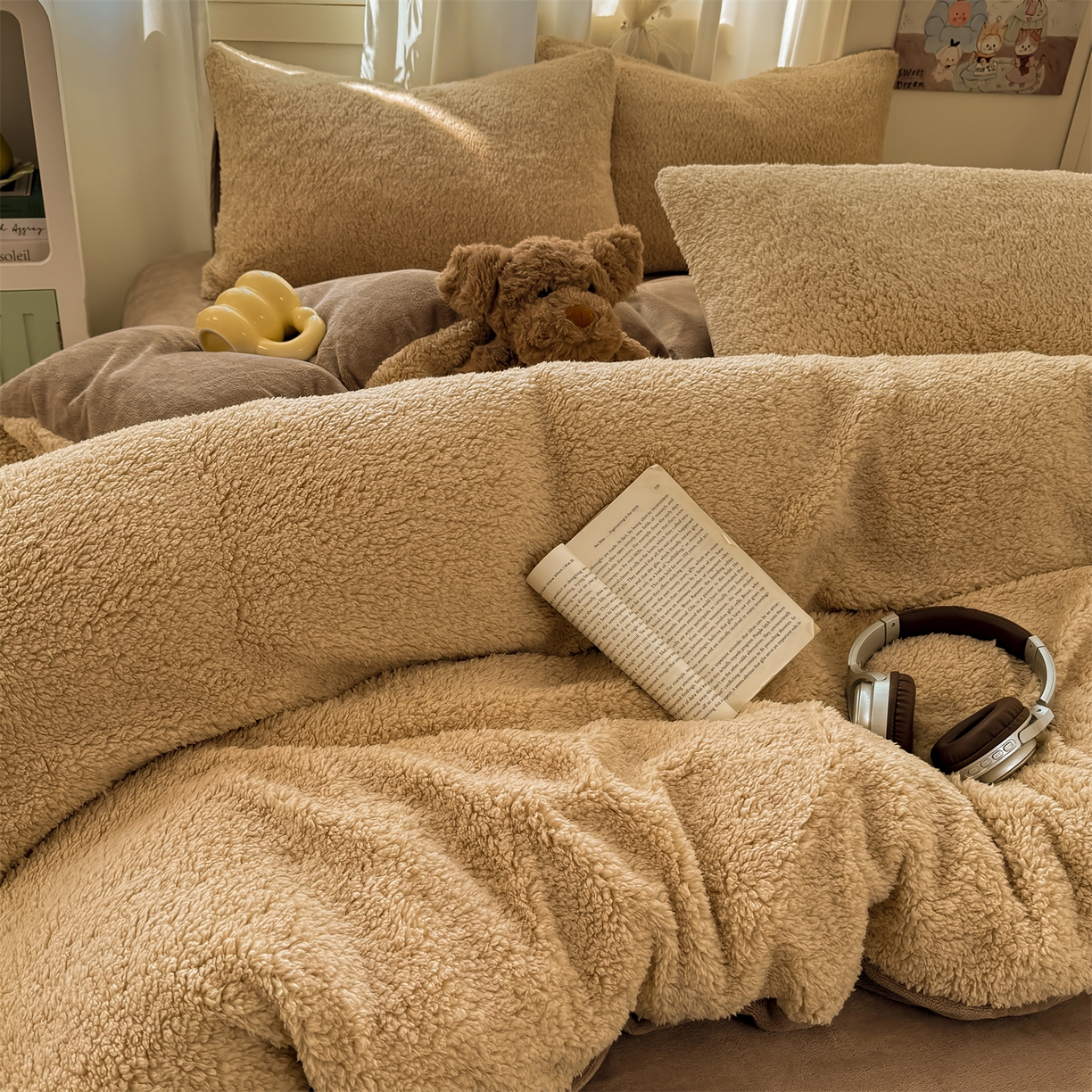 91家纺网 家纺一手货源 找家纺 灰鲸 2025新款秋冬韩系牛奶羊羔绒四件套 羊羔-摩卡